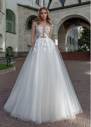 Sexy Beaded Ivory Lace Tulle Wedding Dress
